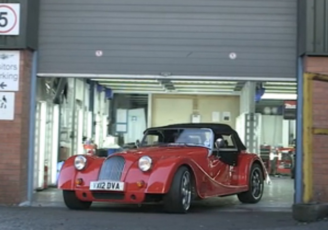 Morgan Plus 8: výroba britského klasika na dvouminutovém videu