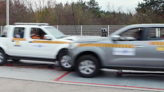 Test ukázal, že nové auto nemusí být nutně bezpečnější než roky stará ojetina