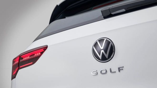 Dlouholetému králi padá koruna, VW Golf v prodejích stále více ztrácí na nejlepší