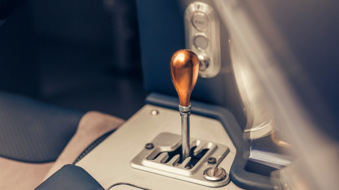 Nový sporťák autora Sennovy neporazitelné F1 chce být ideálem pro pravé řidiče, připomíná Ayrtonův stroj