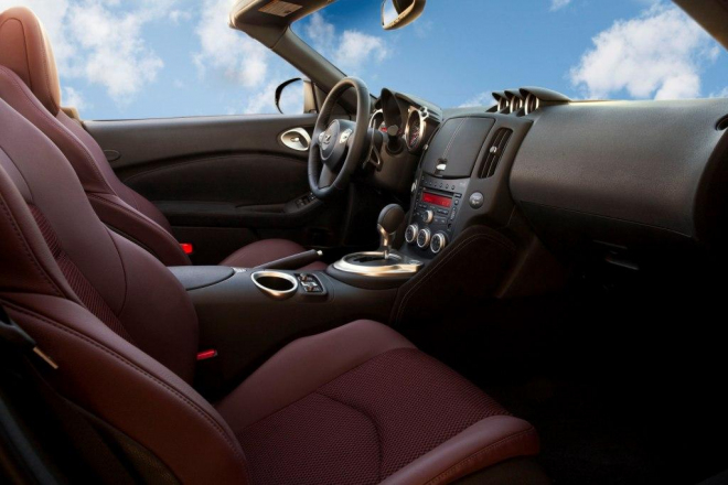Nissan 370Z Roadster už v Čechách