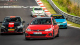 Hromadná havárie zabarikádovala Nürburgring. Řidič posledního vozu, který do všeho vlétl, natočil děsivý příjezd až po náraz