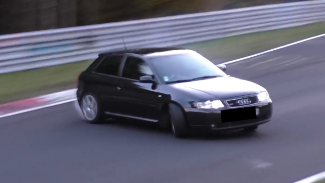 Quattro na Ringu zas jednou nepodrželo, skončilo to drsnou nehodou (videa)