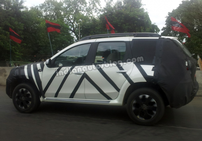 Nissan Terrano III 2014: špionážní fotky japonské Dacie odhaluje unikátní litá kola