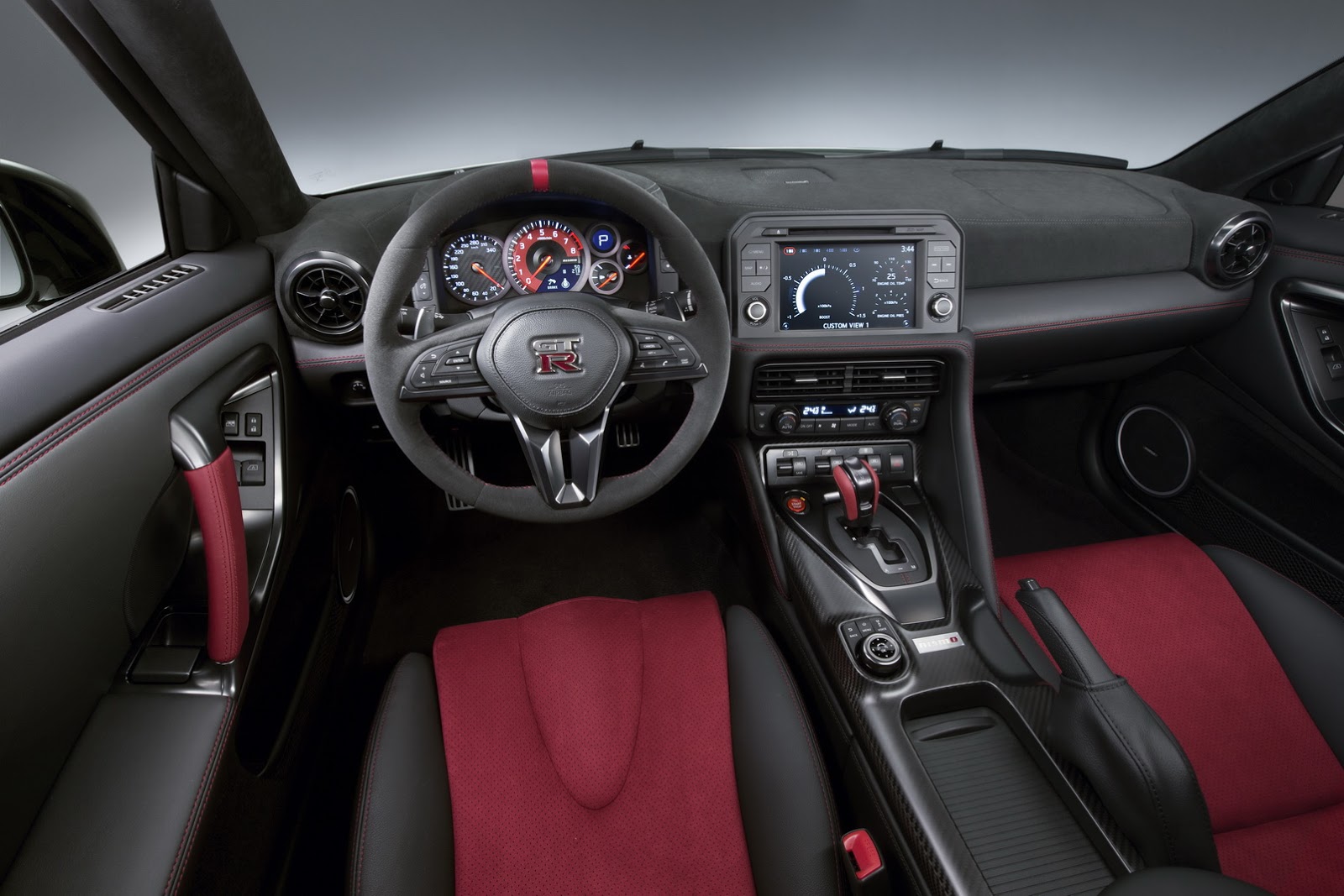 Nissan Gt R Nismo 17 Facelift Zmenil Vzhled Pridal Rychlost Autoforum Cz