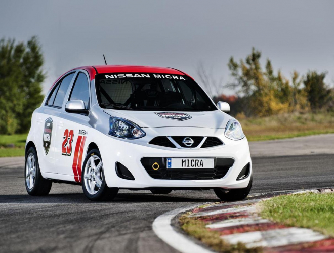 Nissan Micra Cup je nejlevnější závodní auto Kanady a možná i světa