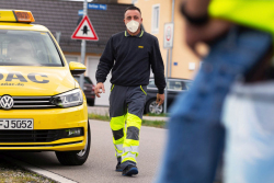 Majitelé nabouraných elektromobilů platí za odtah v Německu až půl milionu, vyžadují zvláštní péči