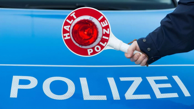Němci ode dneška razantně zpřísňují tresty za porušení pravidel, o řidičák přijdete jako nic