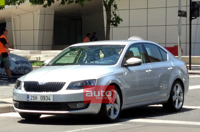 Škoda Octavia III 2013: nejlepší fotka nového liftbacku zepředu