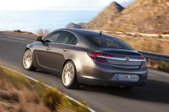 Opel Insignia 2014: český ceník faceliftu je venku, ceny jsou nižší než dosud