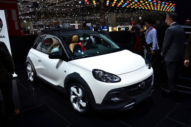 Opel Adam Rocks 2014: sériové polokabrio je venku, má svaly jako koncept
