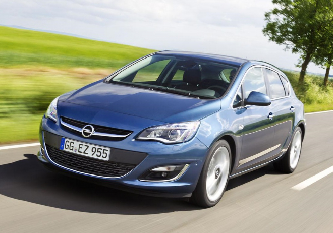 Opel Astra 2014: další modelový rok přinesl nový turbodiesel a vylepšený interiér