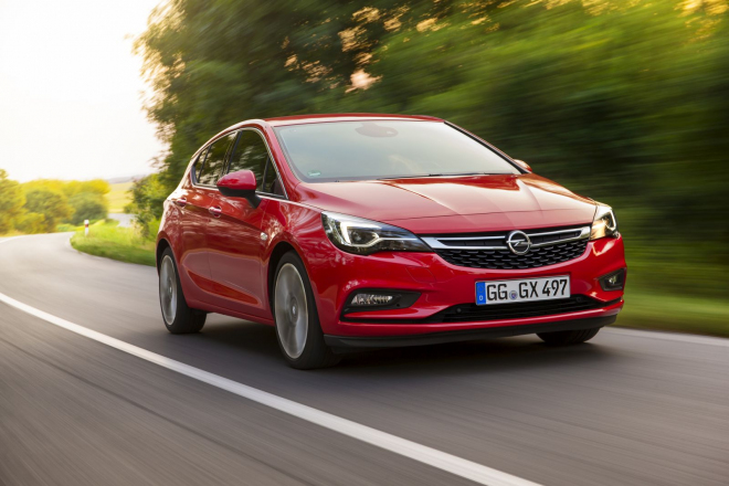 Auto roku 2016 (COTY) je Opel Astra, Škoda Superb porazila BMW 7