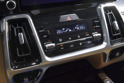 Autům Kie hrozí požár z bizarních důvodů. Stačí špatná kombinace nastavení ventilace interiéru