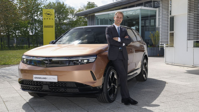 Šéf Opelu si přestal brát servítky, naplno popsal absurditu umělého zdržování aut v EU