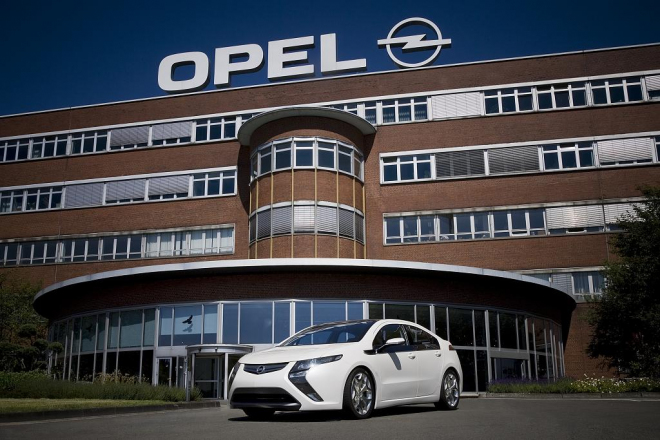 Opel rozprodává svou historickou továrnu v Bochumi, k mání je i kavárna