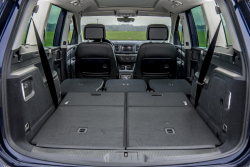 Nejoblíbenějším rodinným autem je podle průzkumu vůz, který už se roky nevyrábí. A v Evropě skoro vymřel i jako typ