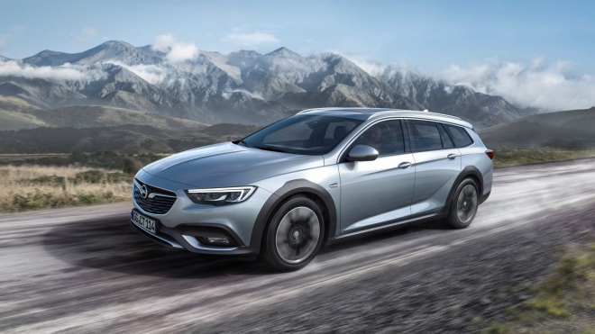 Opel Insignia 2017 dostal vyšší podvozek a plasty navíc, je to nový Country Tourer
