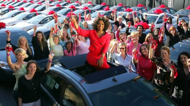 Před 15 léty Oprah Winfrey slavně rozdala 276 nových aut, někteří si přesto stěžovali