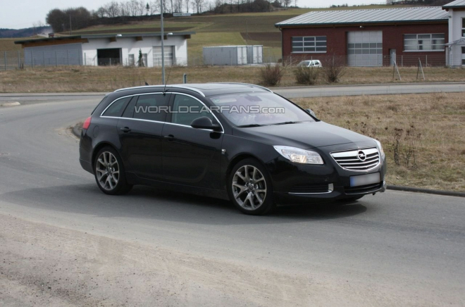 Opel Insignia OPC Sports Tourer: první informace o superkombi