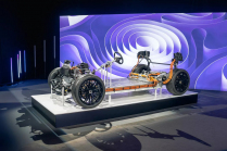 Même le directeur financier de Porsche pense que l'UE lèvera l'interdiction des voitures à combustion à partir de 2035 - 38 - Porsche Macan 2024 nove oficialni vse 38