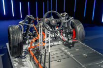 Même le directeur financier de Porsche pense que l'UE lèvera l'interdiction des voitures à combustion à partir de 2035 - 39 - Porsche Macan 2024 nove oficialni vse 39
