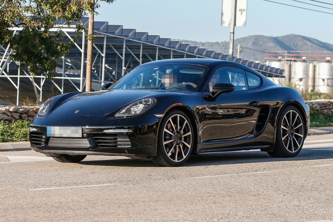 Porsche Cayman 2016: čtyřválcový facelift nafocen bez maskování, připomíná 911