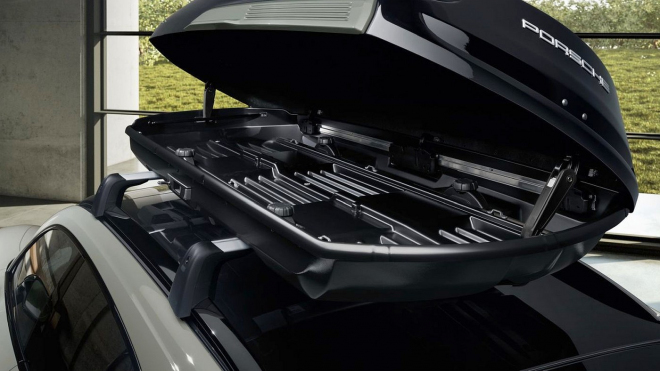 Porsche ukázalo, jak vyvíjí doplňky pro auta, z pohledu normální značky je to jiný svět