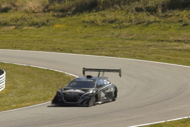 Peugeot 208 T16: Loebův speciál pro Pikes Peak poprvé v akci (videa)