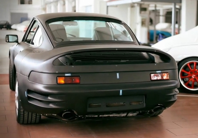Porsche 911 s motorem V8 mělo nahradit 959, zůstalo jen u prototypu 