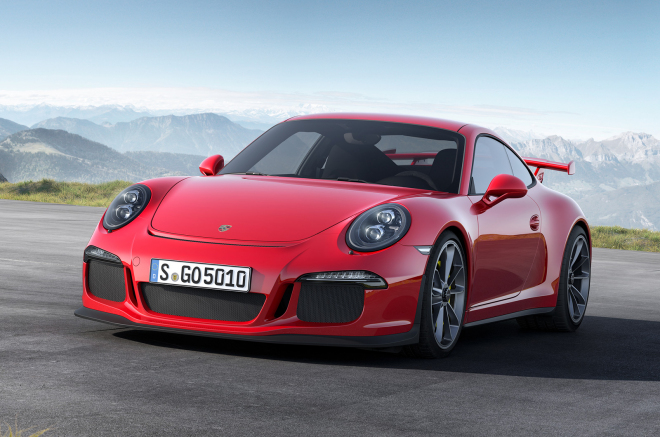Porsche upřesnilo řešení kauzy hořících 911, zákazníci dostanou rok záruky navíc