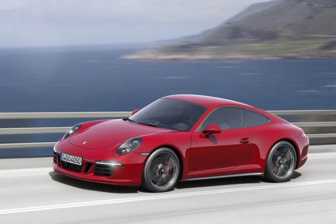 Turbo-facelift Porsche 911 se rýsuje, atmosféry vyklidí pole v prosinci
