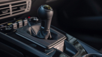 Porsche říká, že hledá cesty, jak nabídnout víc 911 s manuálem hned poté, co ho vzalo téměř všem verzím