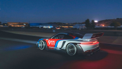 Porsche abandonne les règles, offre aux gens ordinaires une voiture plus rapide que les coureurs professionnels - 2 - Porsche 911 GT3 R rennsport 2023 first set 02