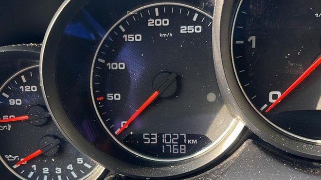 Nejvíc ojeté moderní Porsche ujelo za pár let neskutečné kilometry, je to smutný symbol éry, která se už nevrátí
