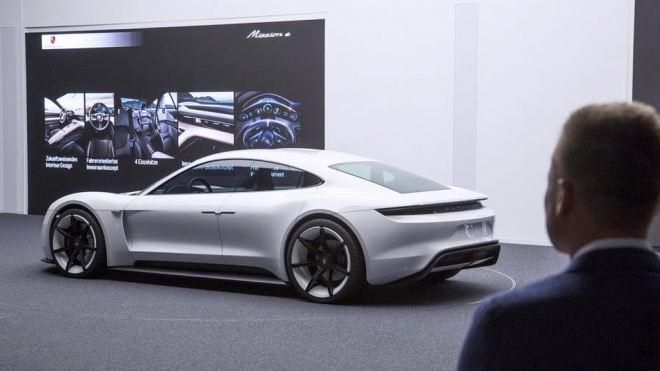 Elon Musk má překvapivého obdivovatele. Za konkurenta ho ale považujeme jen my
