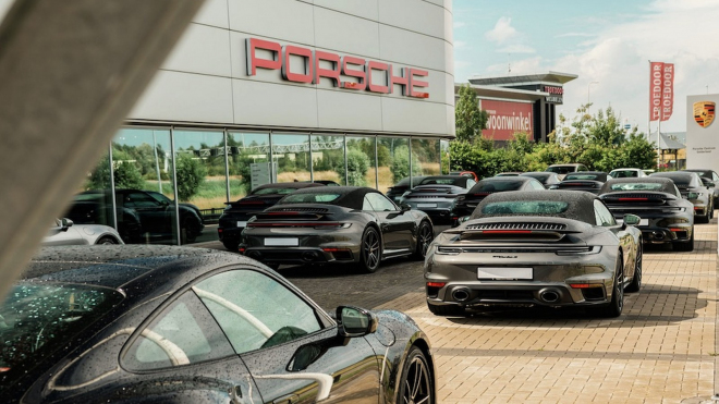 Kolaps Porsche pokračuje i v domácím Německu. Je na tom tak špatně, že slevy musí dávat už i na ikonické verze 911