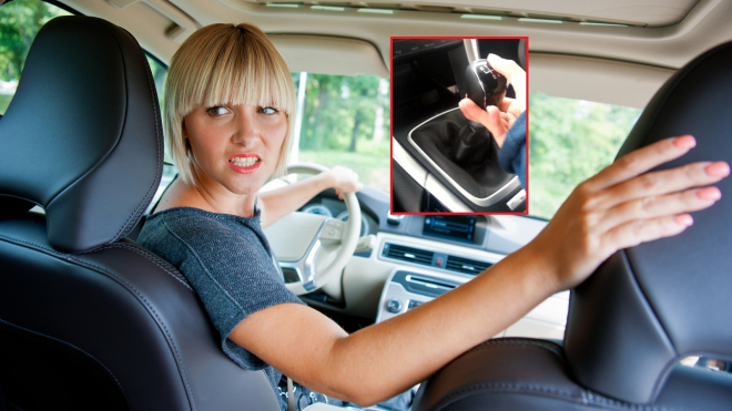 Proč auto vydává ten zvláštní ječivý zvuk, když s ním couváte?