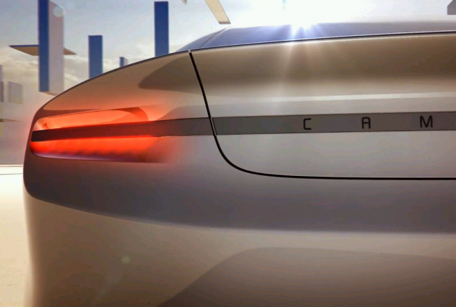 Pininfarina Cambiano: svěží Ital ukázal i svou záď, tentokrát na videu
