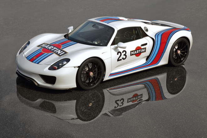 Porsche 918 Spyder Martini Racing oficiálně: má zajet Nordschleife pod 7:22