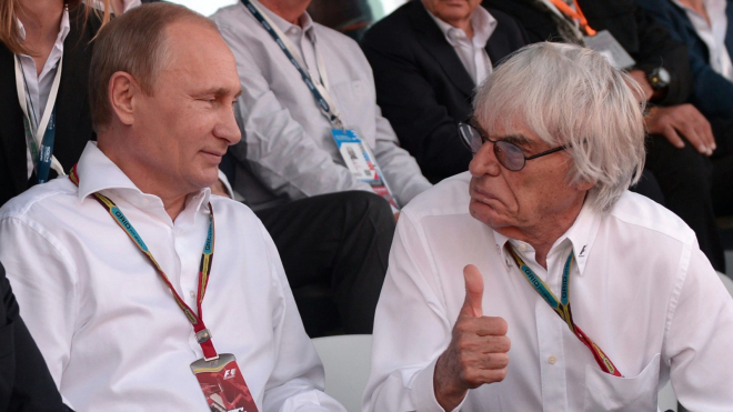 Putin je prvotřídní člověk, za kterého bych schytal kulku, říká Ecclestone, na Zelenském nenechal nit suchou