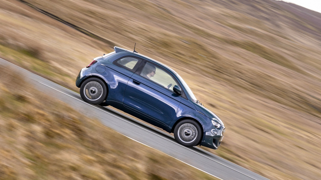 Italský trh s auty v červenci zkolaboval, z části paradoxně kvůli státní podpoře