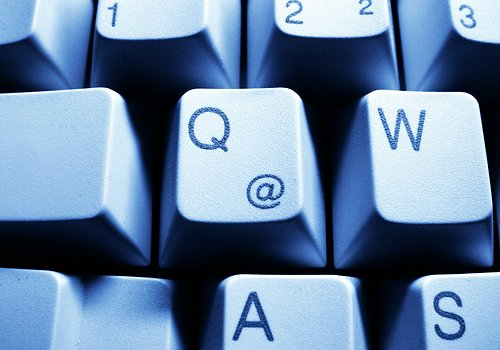 Stručná historie emailu: už 40 let si posíláme počítačové dopisy