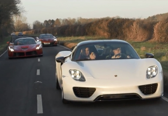 McLaren P1, Porsche 918 a LaFerrari: „Svatá trojice” Paula Baileyho se ukázala na videu