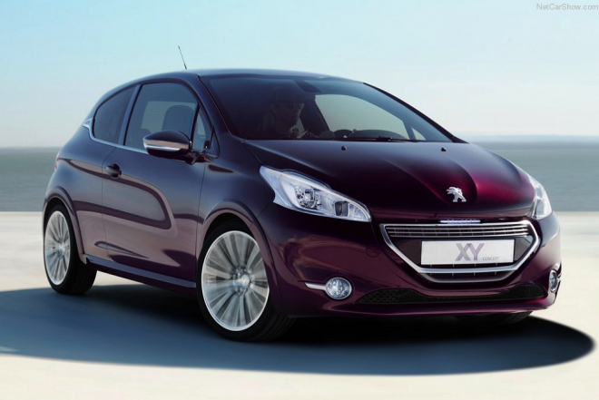 Peugeot 208 XY: francouzský fialový luxus