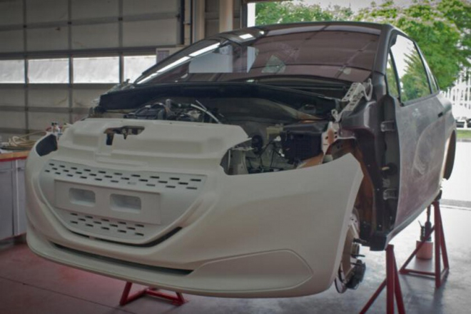 Peugeot 208 HYbrid FE podrobněji, slibuje výkony GTi s dvoulitrovou spotřebou
