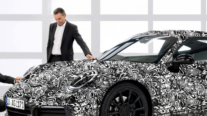 Porsche zkusilo postavit hybridní 911 a říká, že něco takového nemůže pustit do prodeje