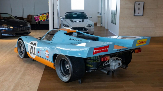 Legendární Porsche 917 se objevilo v prodeji, ohromí vás ale až tím, co skrývá uvnitř