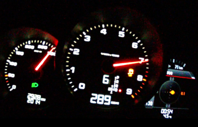 Vyzkoušeli jsme Porsche Cayman S 981, takhle zrychluje až k rychlosti 300 km/h (video)