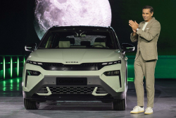 „Prvním pravidlem byznysu je dělat to, co chce zákazník,” říká šéf Škody. Takže nabídne víc nechtěných elektromobilů, to dá rozum